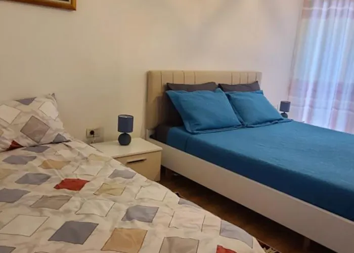 Center アパート *